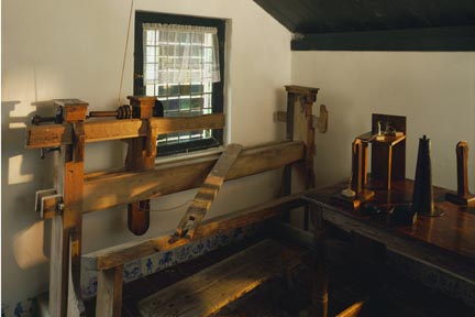 spinoza.lathe.jpg